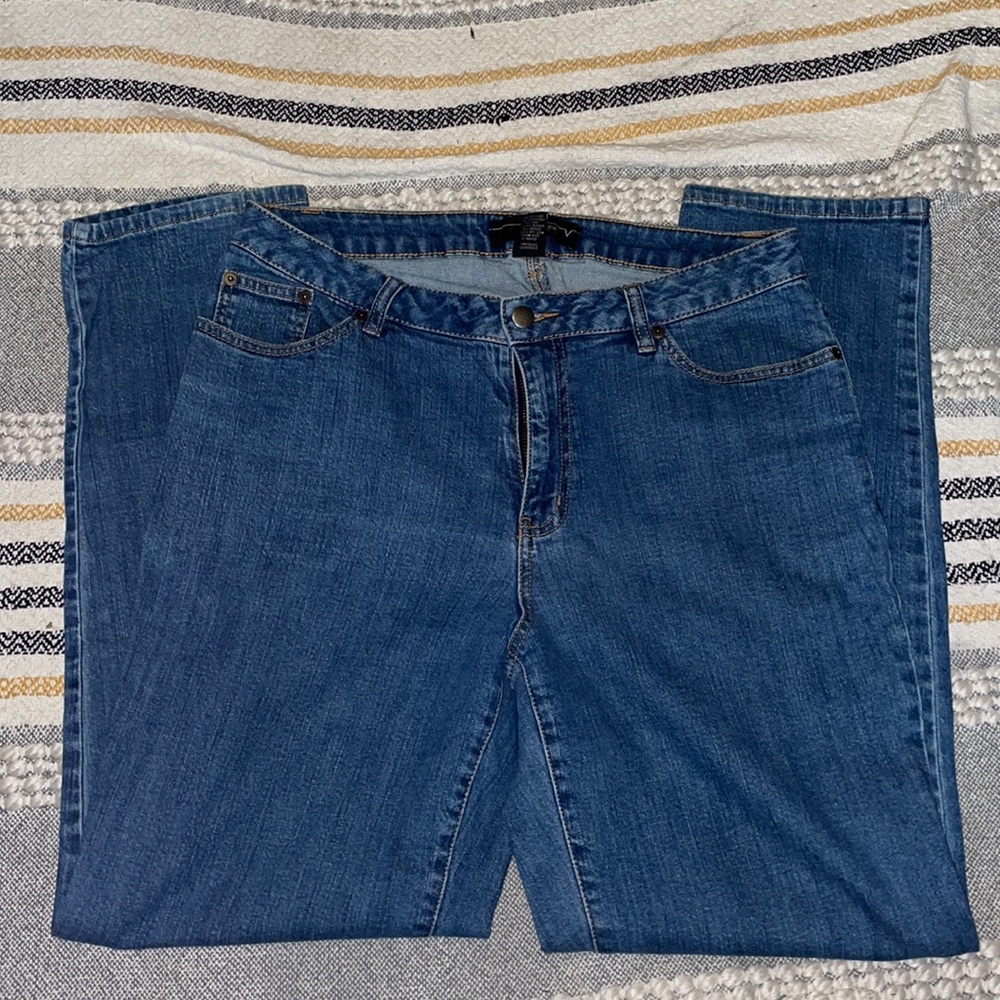 ⭐Venezia jeans size 14 smoke and pet friendly